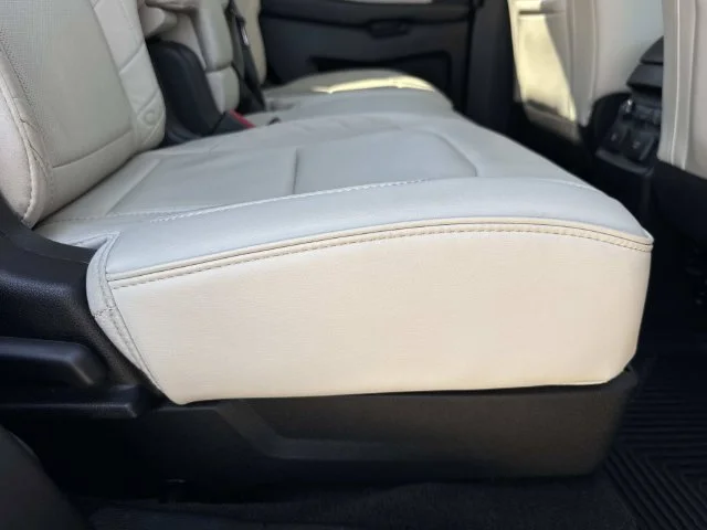 Used 2018 Silver Ford Platinum image 16