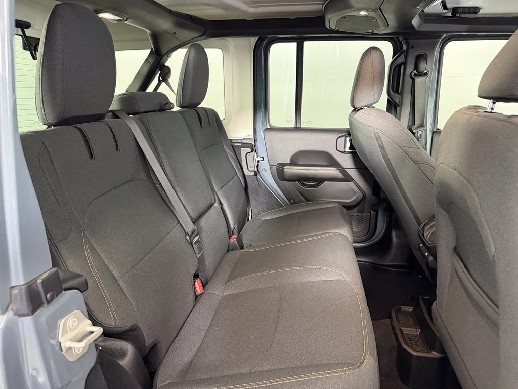 Used 2024 Gray Jeep Sahara 4xe image 15