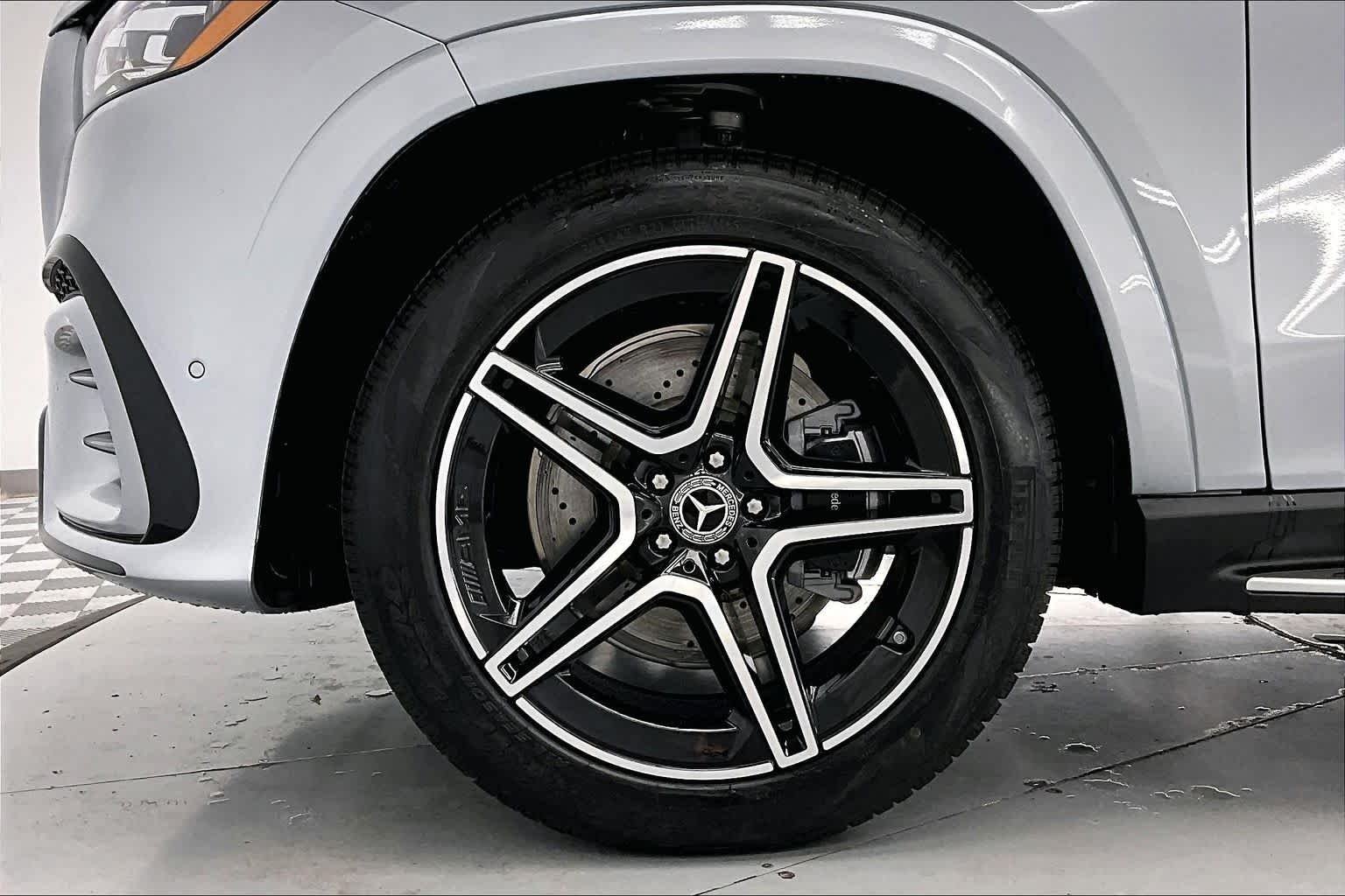 New 2026 Cirrus Silver Metallic Mercedes-Benz GLS 450 image 8