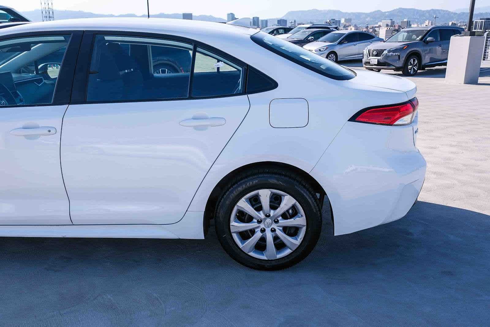 Used 2025 Ice Cap Toyota LE image 8