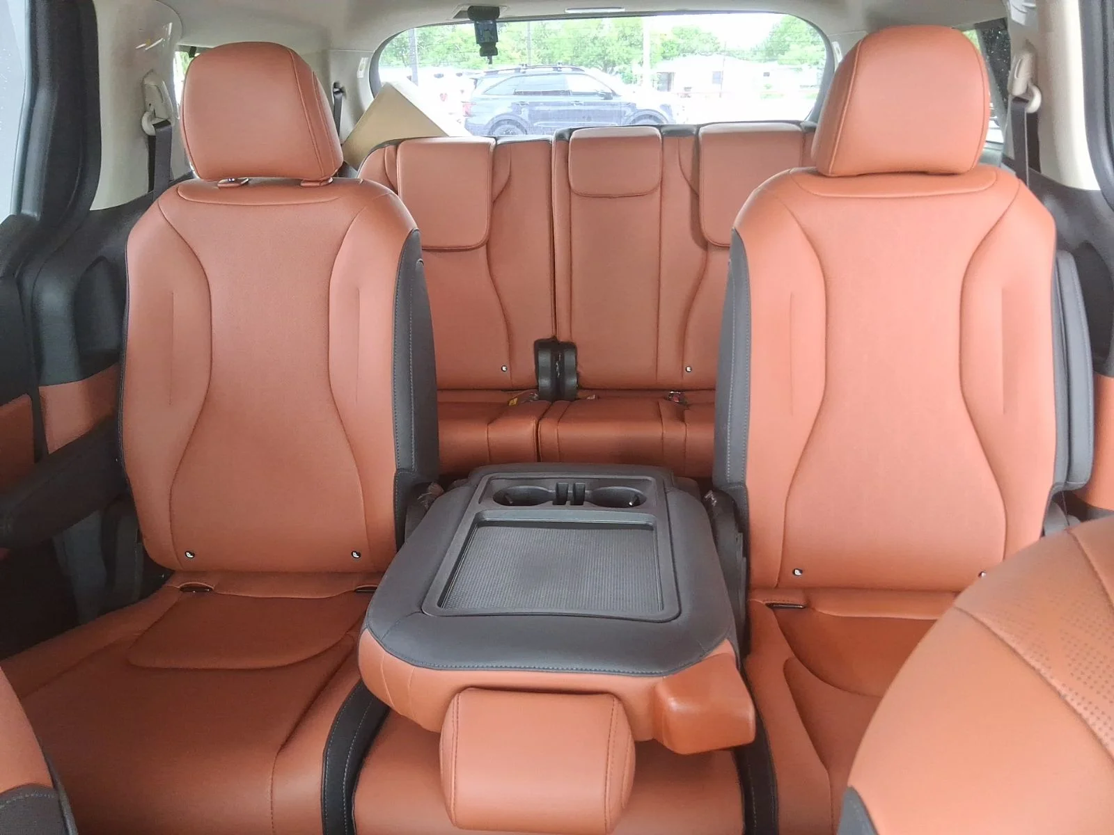New 2026 Black Kia EX image 22