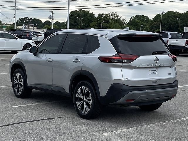 Used 2021 Silver Nissan SV image 6