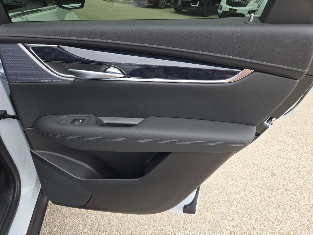 2025 Cadillac XT5 Premium Luxury - Photo 8