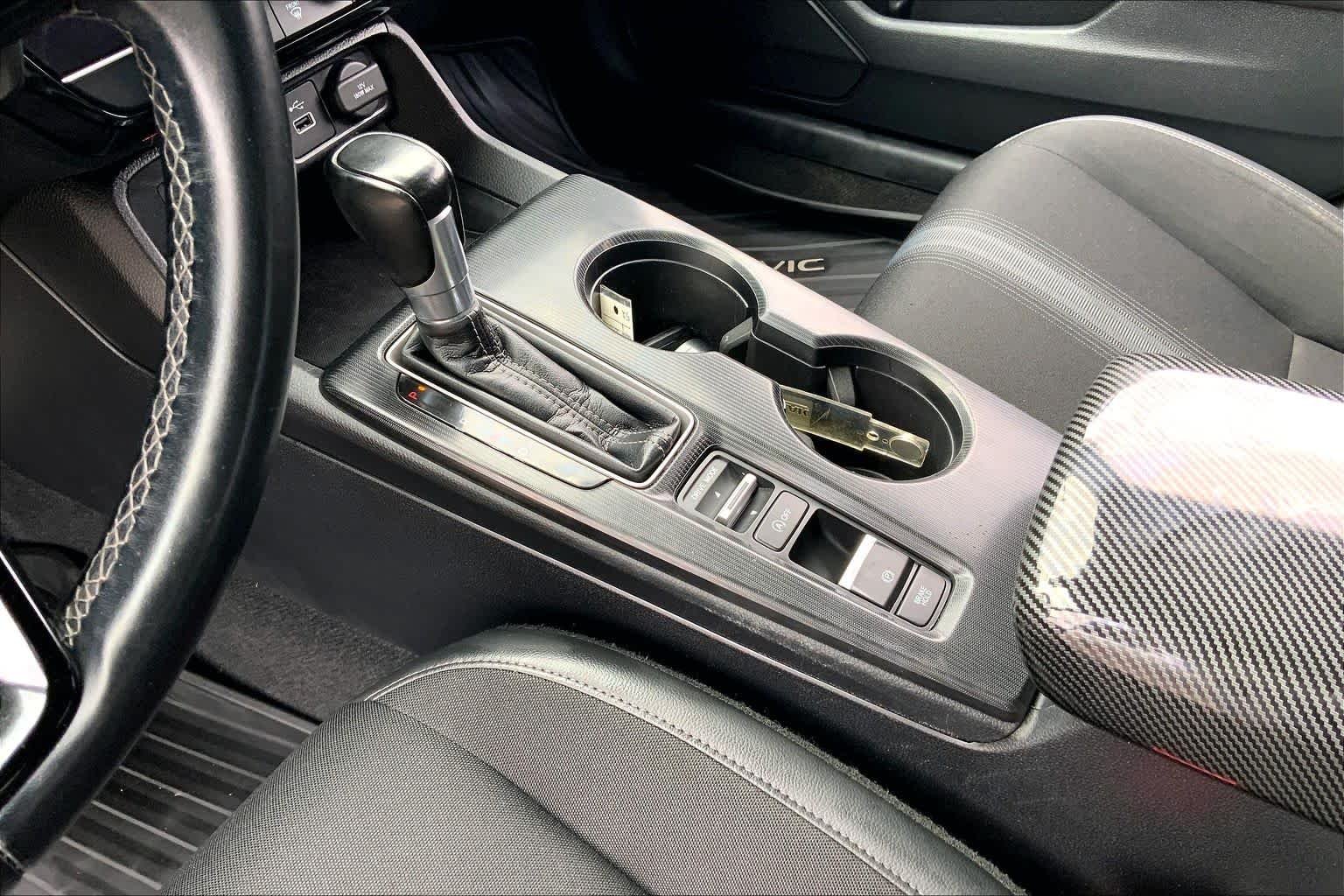 Used 2022 Platinum White Pearl Honda Sport image 15