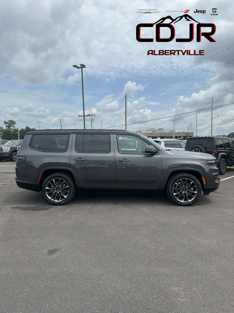 New 2024 Baltic-Gray Metallic Clear-Coat Exterior Paint Jeep Series II image 12