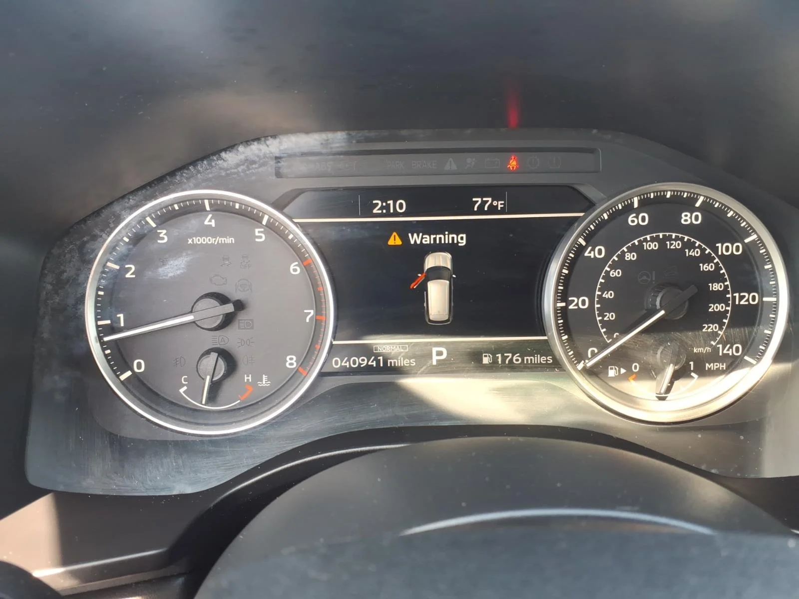 Used 2024 Silver Alloy Mitsubishi SE image 24