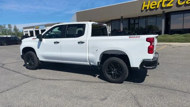 Used 2025 White Chevrolet Custom Trail Boss image 6