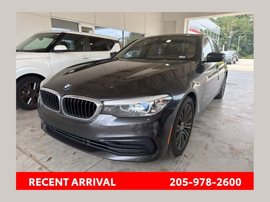 2019 BMW 5 Series 530i Sedan's photo
