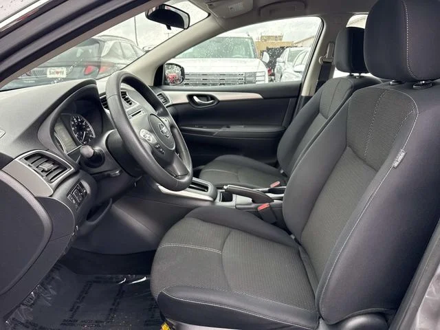 Used 2018 Gray Nissan S image 13