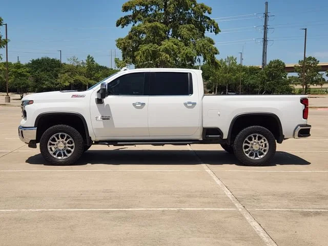 Used 2025 Summit White Chevrolet LTZ image 4
