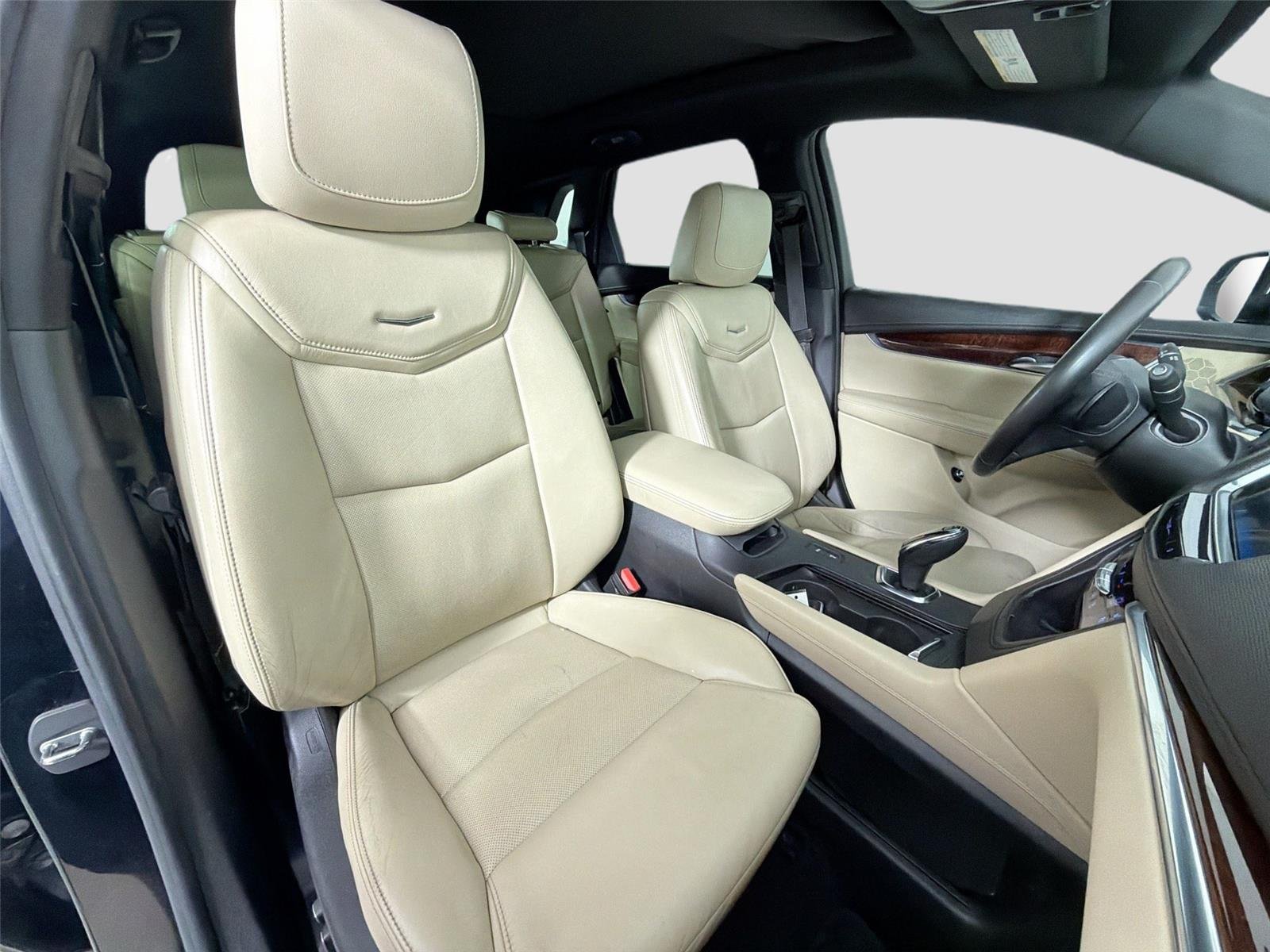 Used 2017 Stellar Black Metallic Cadillac Premium Luxury FWD image 26