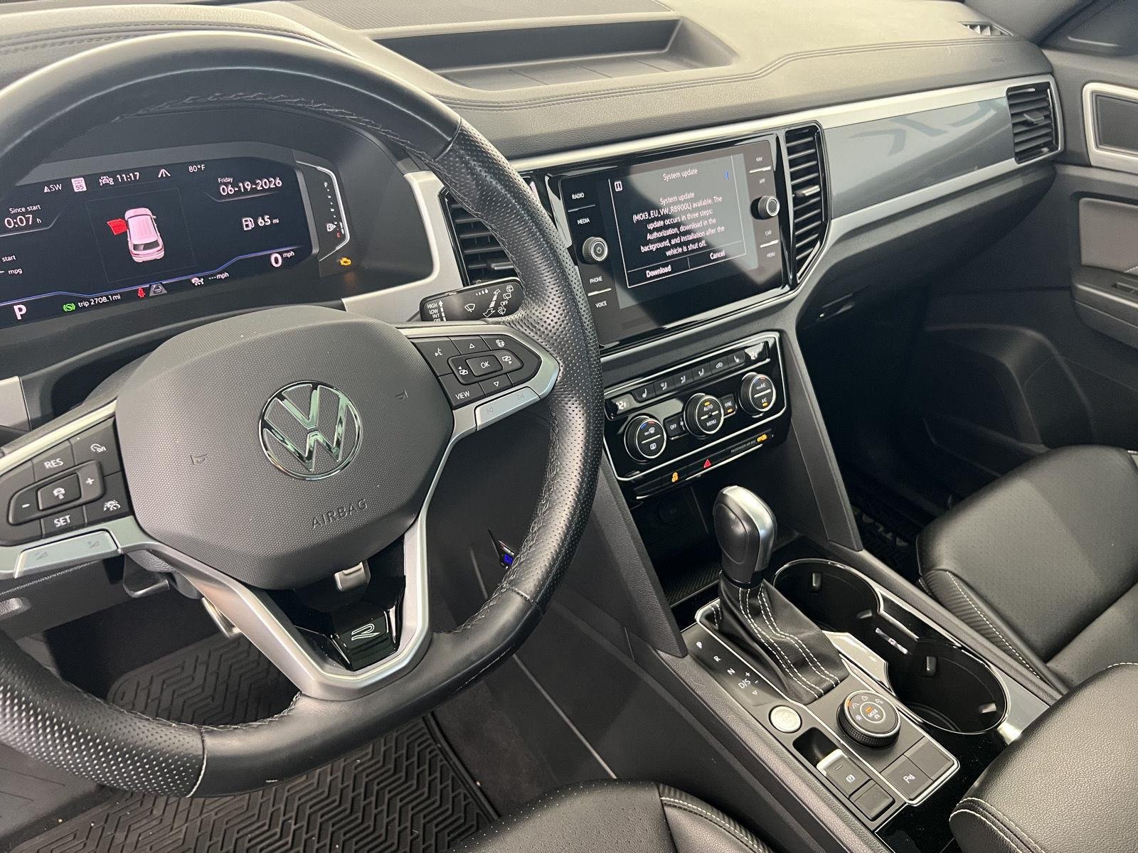 2022 Volkswagen Atlas Cross Sport SEL R-Line - Photo 22