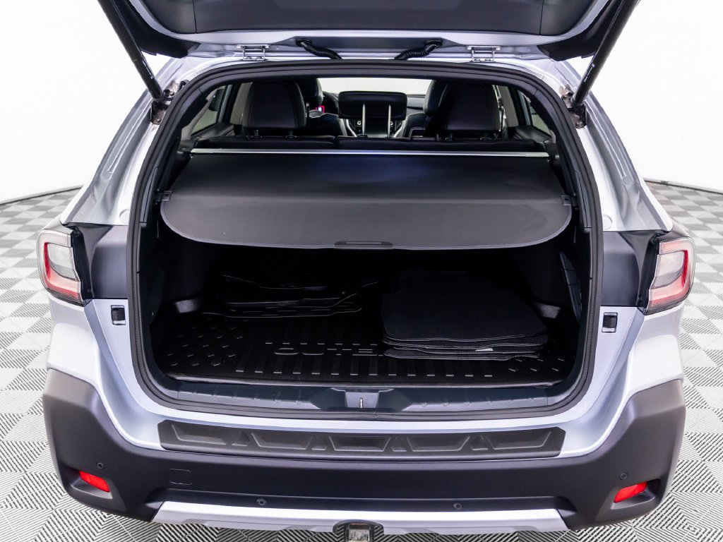 Used 2024 Ice Silver Metallic Subaru Touring image 31