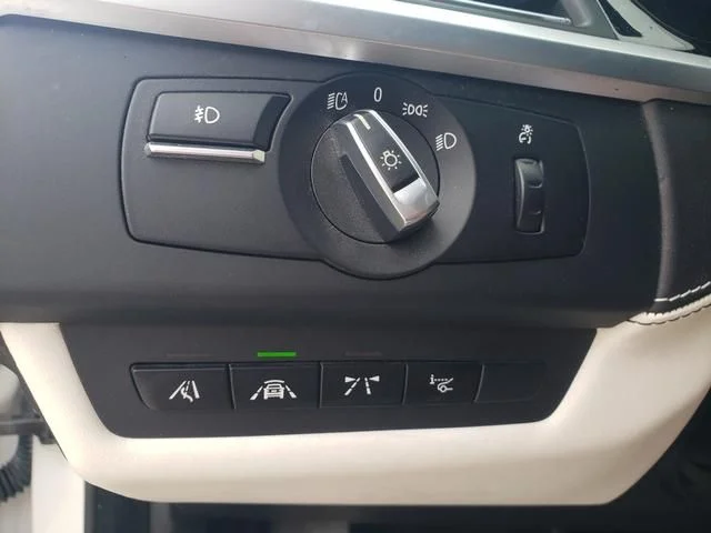 Used 2015 White BMW 650i image 21