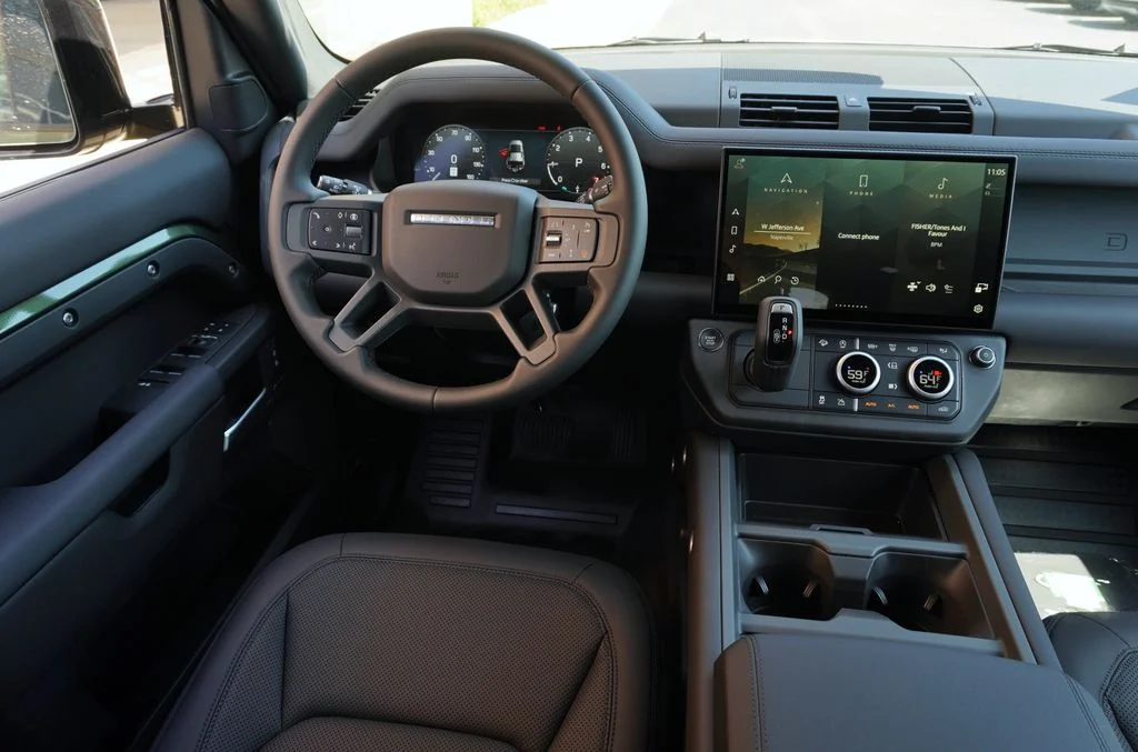 New 2026 Woolstone Green Land Rover S image 16