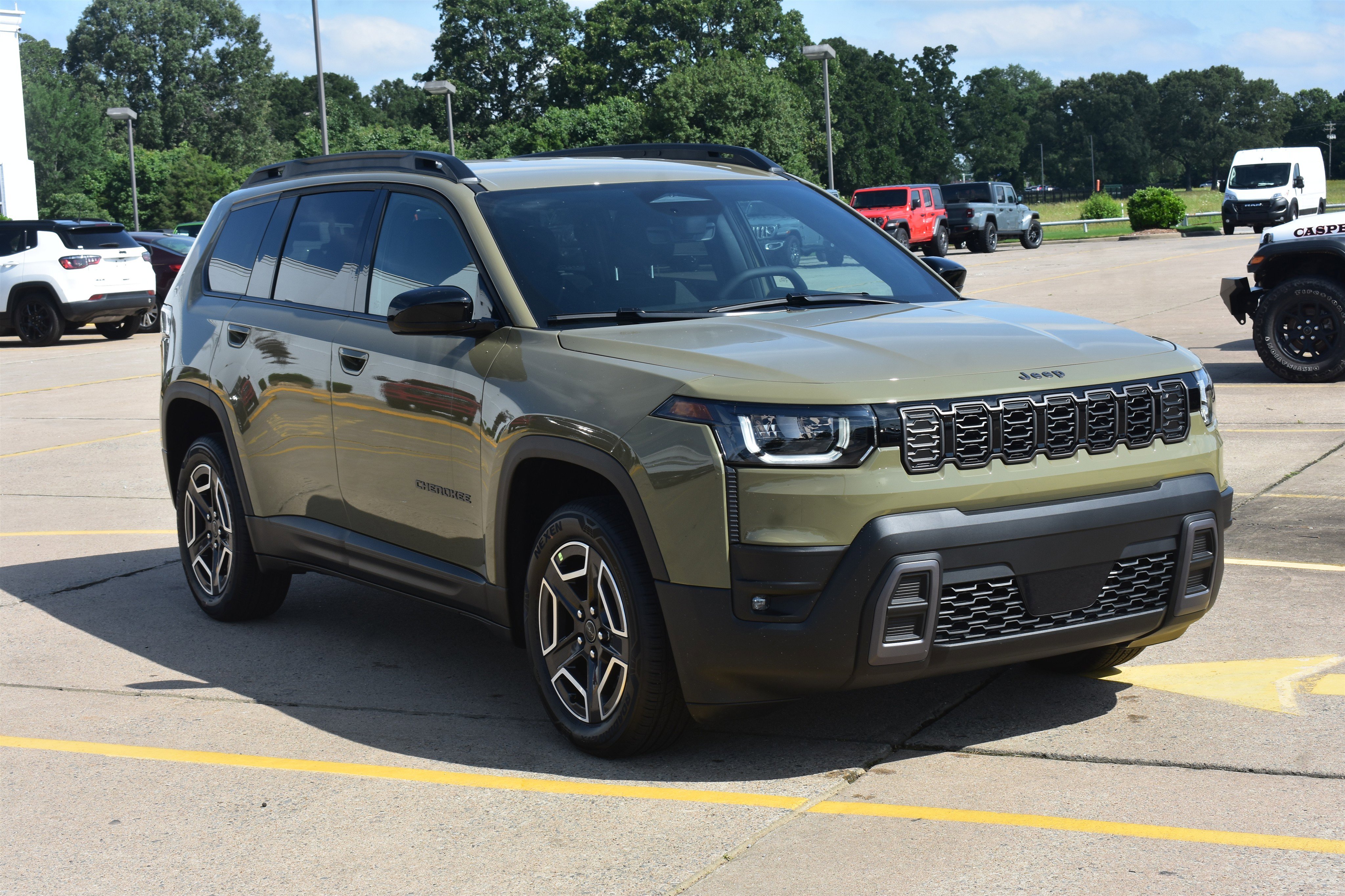 New 2026 41 Exterior Paint Jeep Laredo image 3