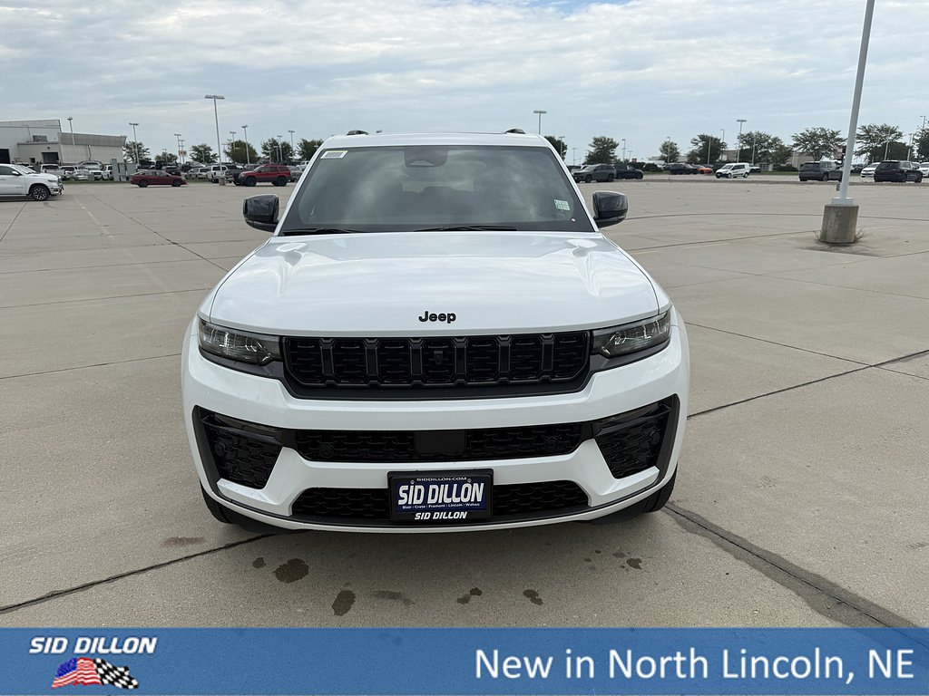 New 2027 Bright White Clearcoat Jeep Limited Reserve image 3