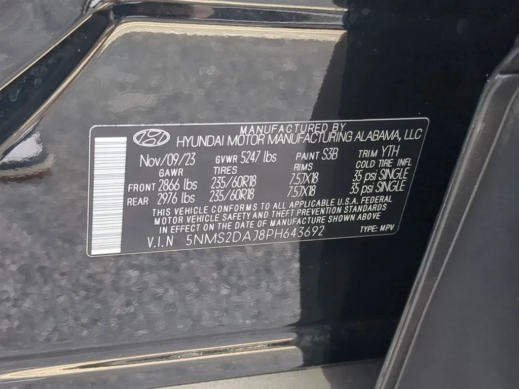Used 2023 Black Hyundai SEL image 37