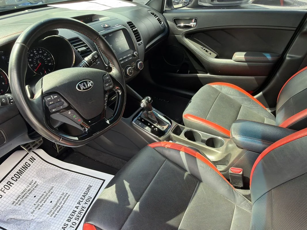 Used 2018 White Kia SX image 9