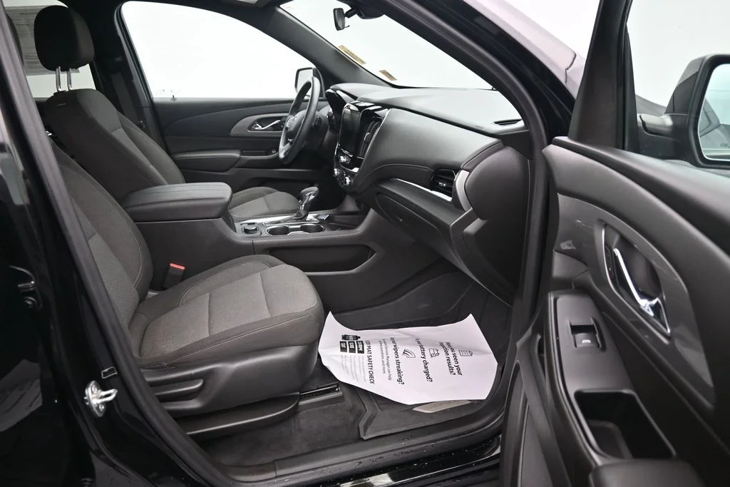 Used 2023 Black Chevrolet LT image 13