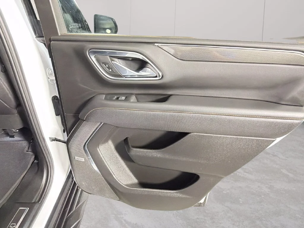Certified Used 2023 SUMMIT WHITE GMC AT4 image 39