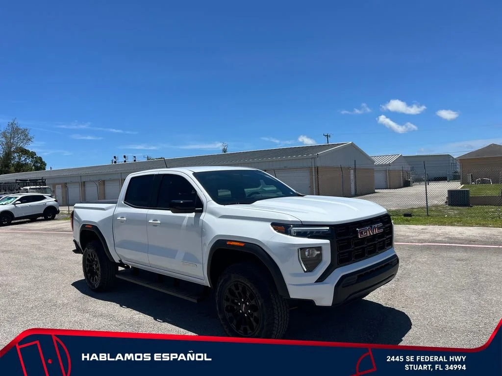 New 2026 Summit White GMC Elevation image 2