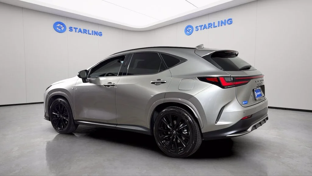 Used 2025 Silver Lexus NX 350 F SPORT Handling image 4