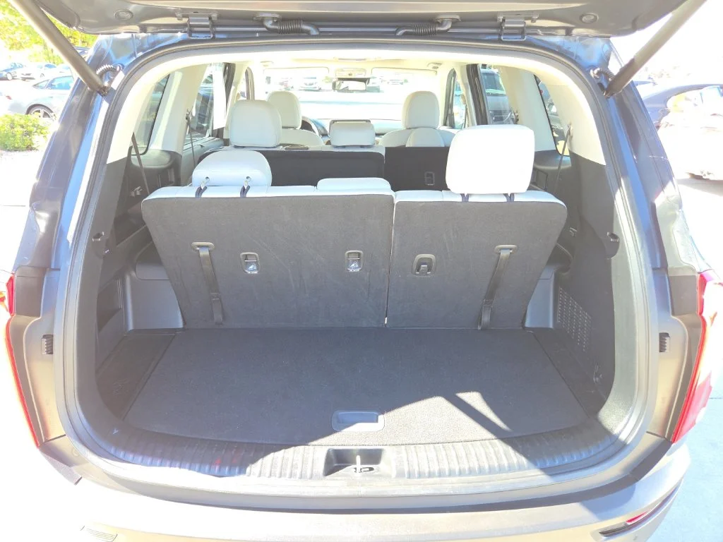 Used 2020 Gray Kia EX image 19