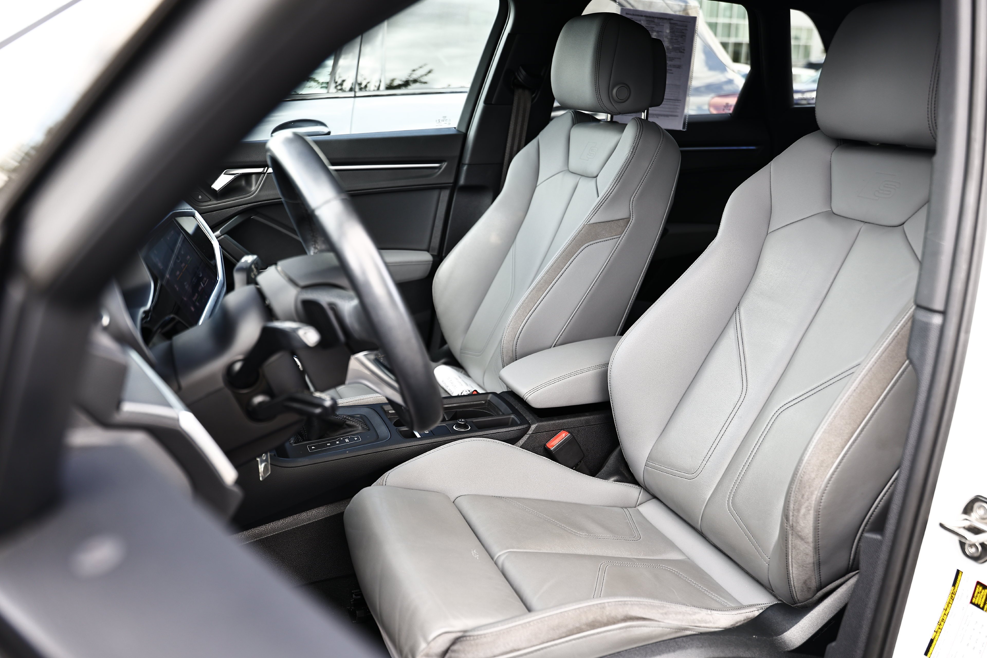 Used 2022 Glacier White Audi Premium Plus image 20