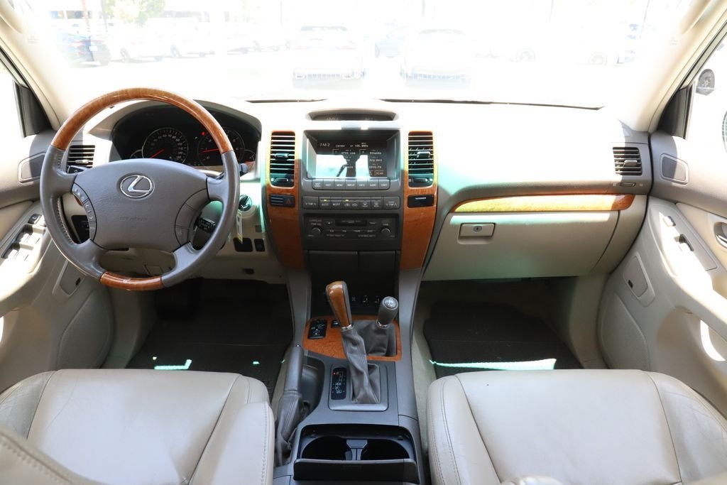Used 2004 Blizzard Pearl Lexus 470 image 14