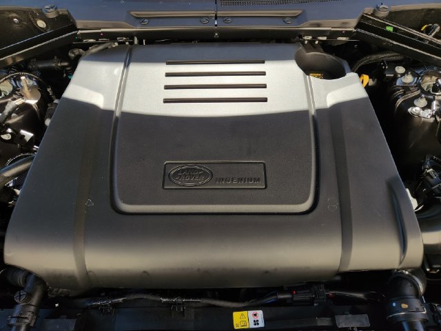 Used 2026  Land Rover S image 21