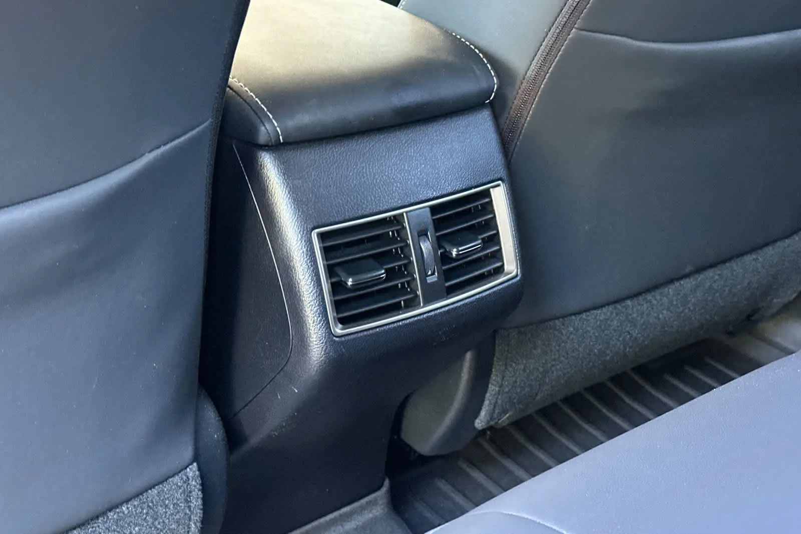 Used 2021 Atomic Silver Lexus  image 14