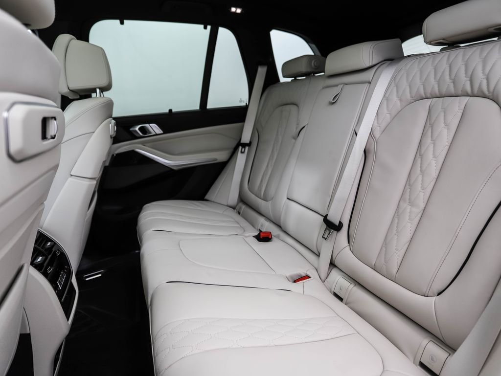 New 2026 Gray Metallic BMW xDrive50e image 22