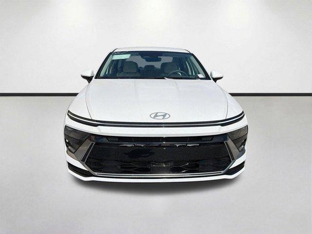 New 2026 Serenity White Hyundai SEL Sport image 8