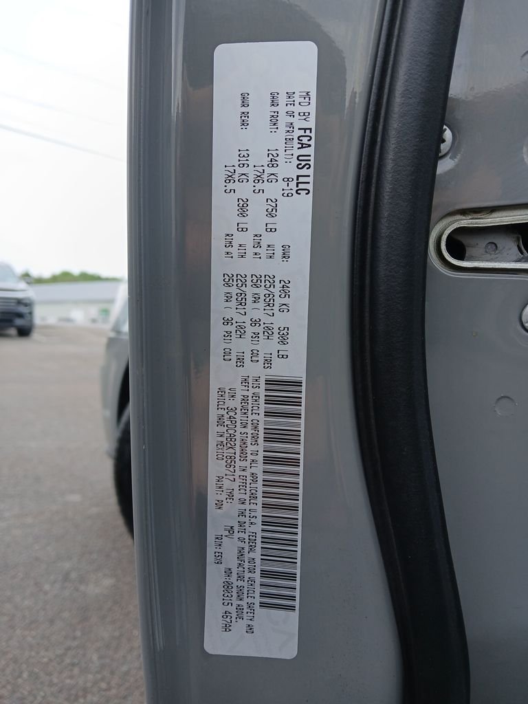 Used 2019 Gray Dodge SE image 29