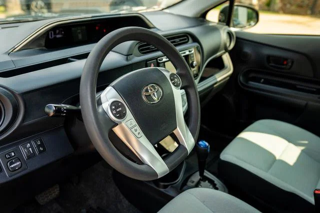 Used 2017 Black Sand Pearl Toyota One image 30