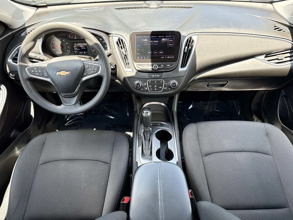 Used 2020 Gray Chevrolet LT image 19