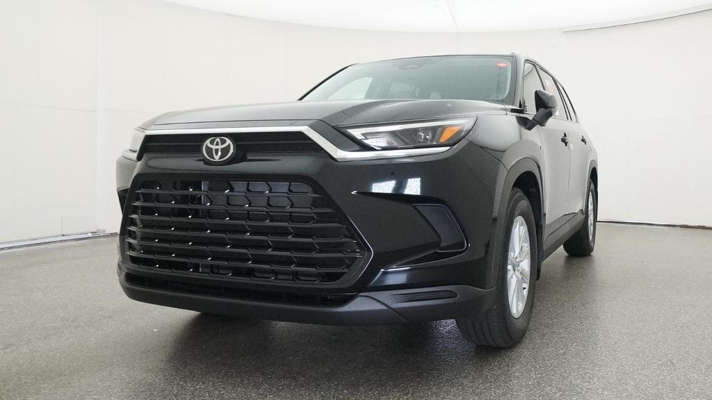 New 2026 Midnight Black Metallic Toyota Hybrid XLE image 19