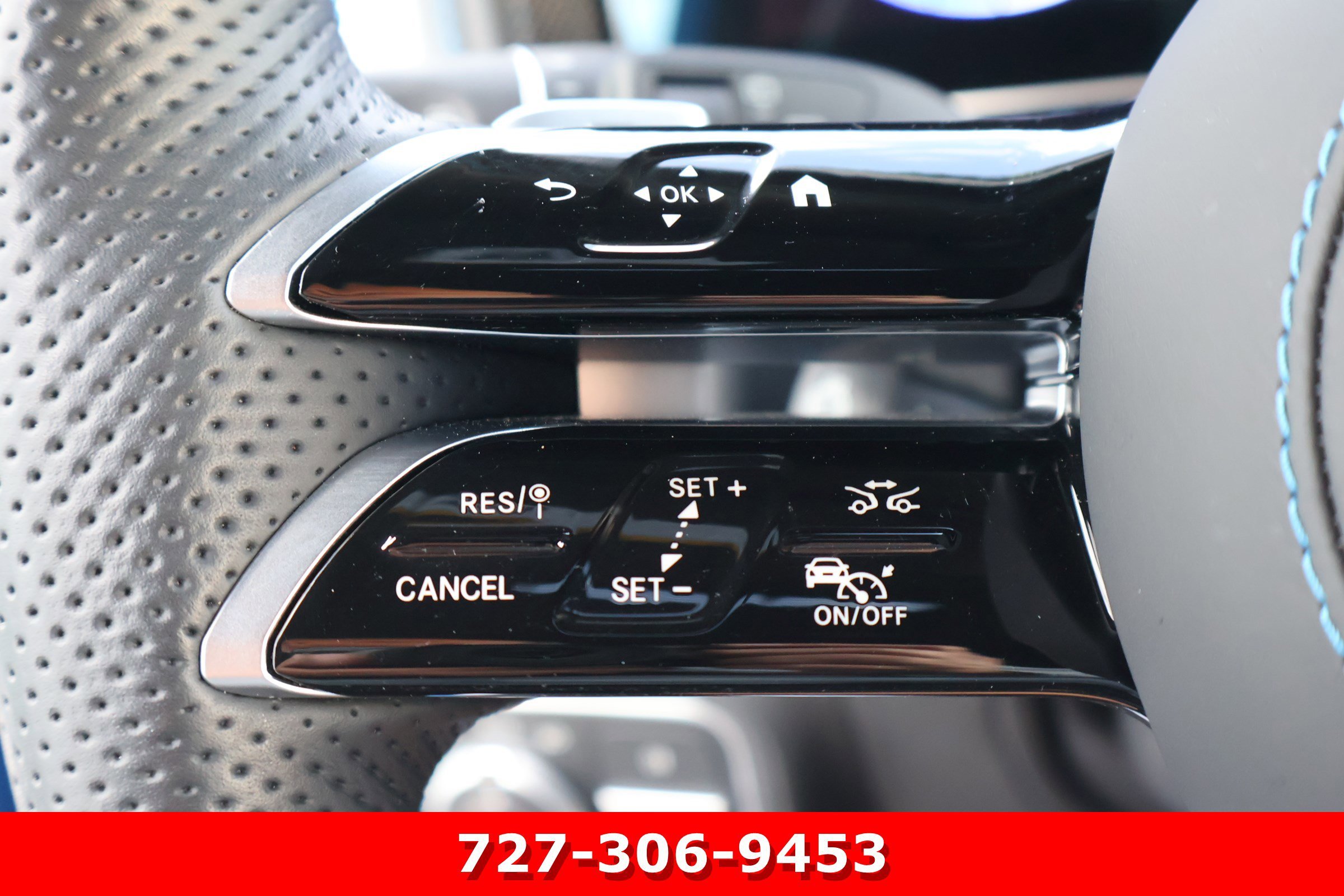 Certified Used 2025 MANUFAKTUR South Sea Blue Magno Mercedes-Benz G 580e image 30