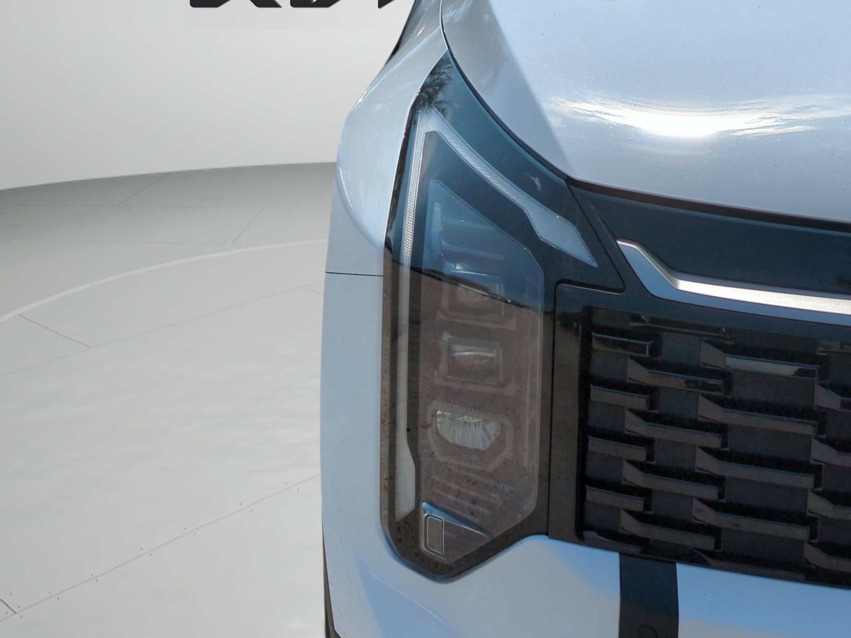 New 2026 Glacial White Pearl Kia EX image 12