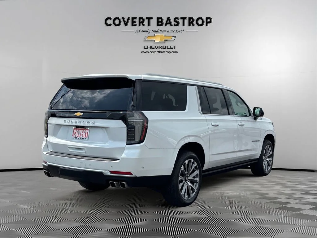 Used 2025 Beige Chevrolet High Country image 5