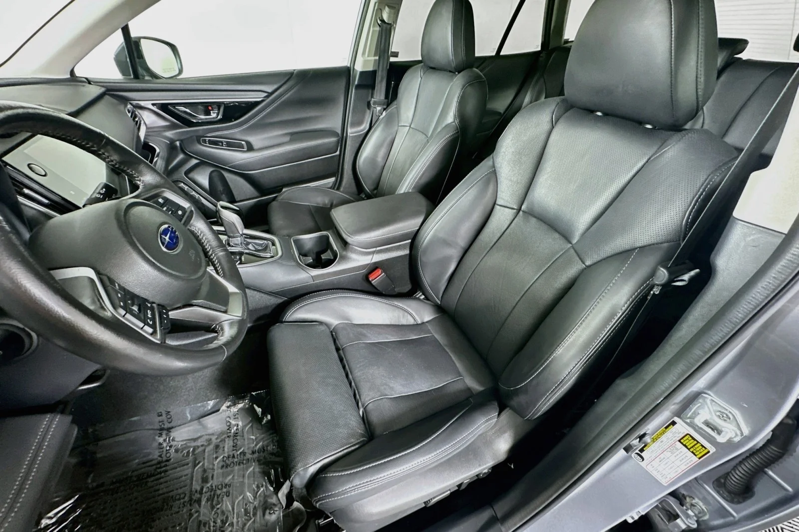 Used 2024 Ice Silver Metallic Subaru Limited image 18