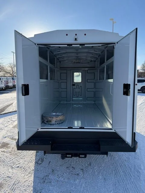2026 Ford E-Series Cutaway Base - Photo 6
