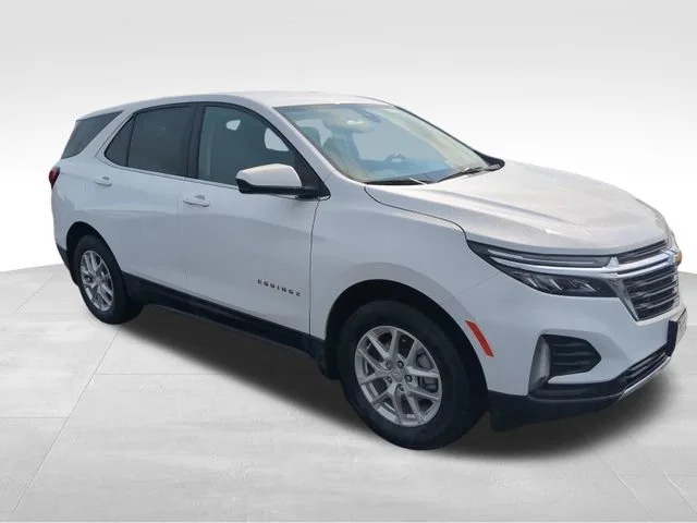 Used 2023 Summit White Chevrolet LT image 9