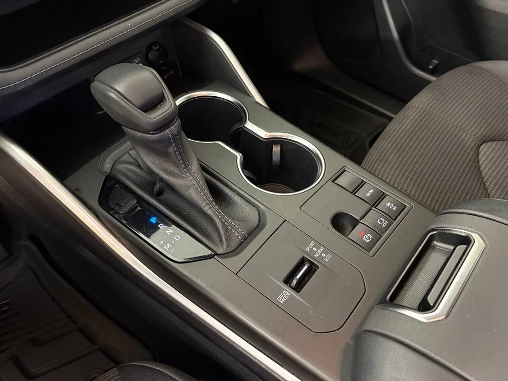 Used 2023 Black Toyota L image 28