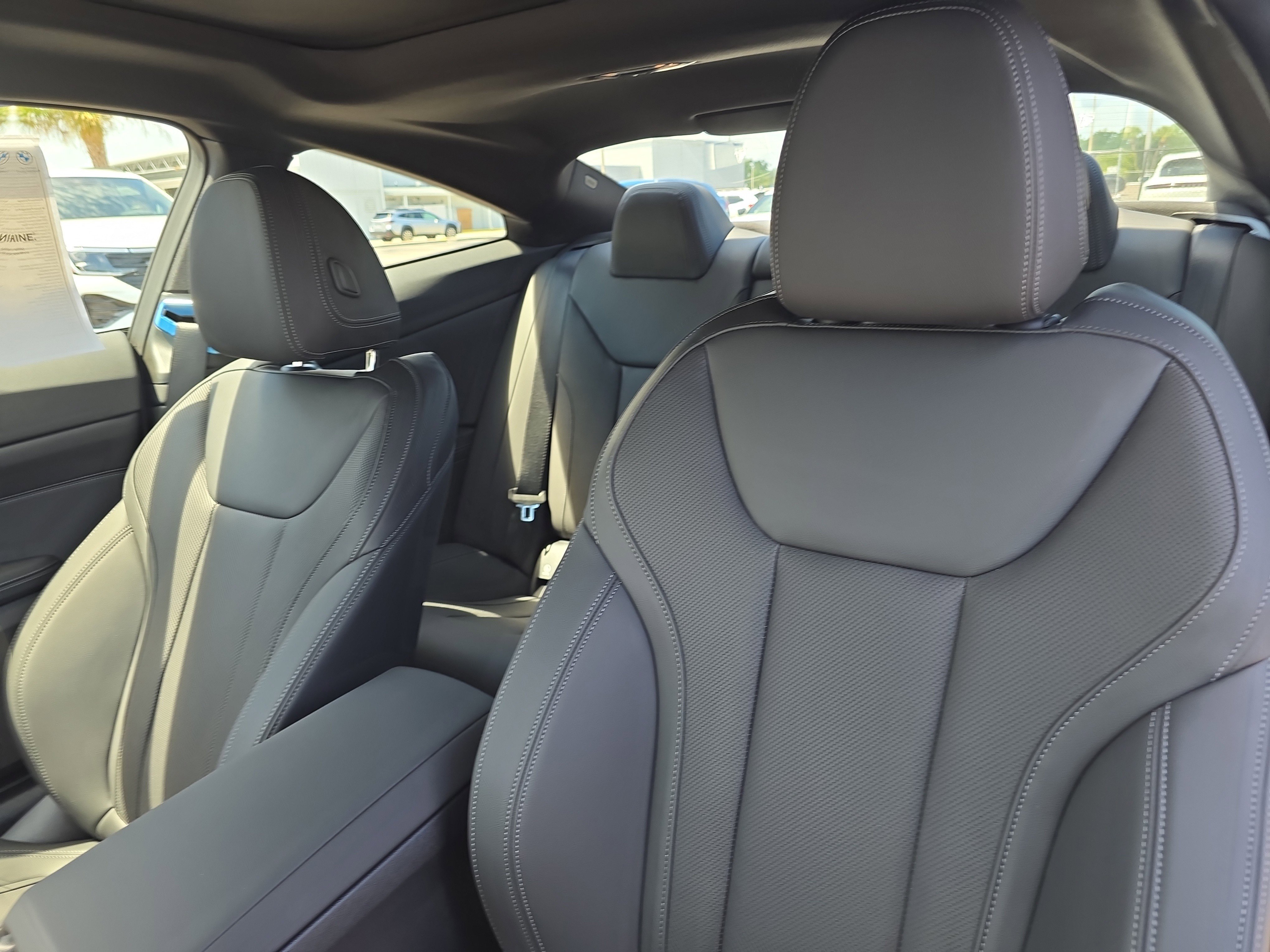 2026 BMW 4 Series M440i - Photo 18