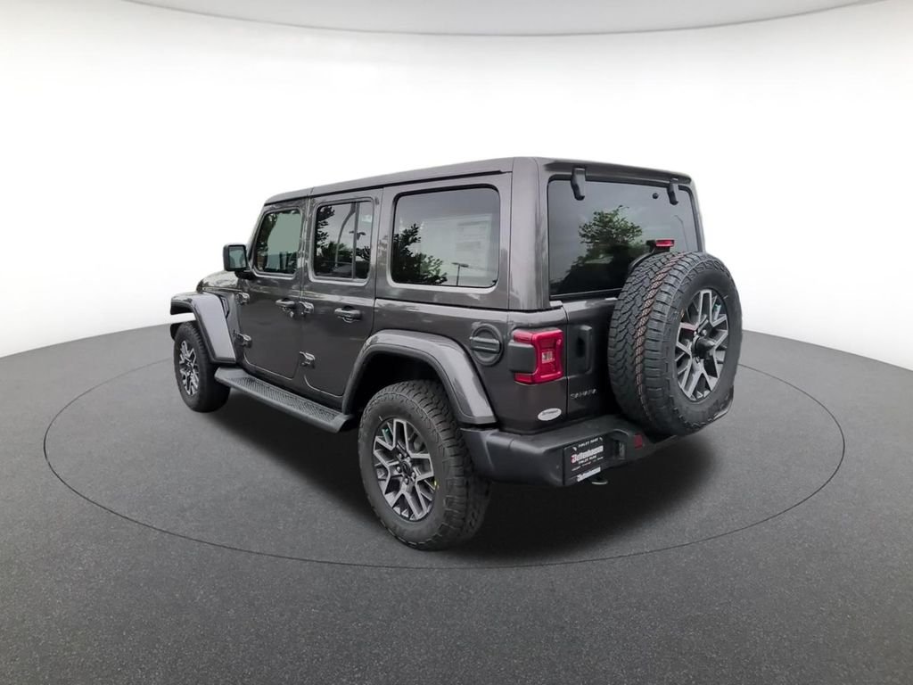 New 2026 Granite Crystal Metallic Clear-Coat Exterior Paint Jeep Sahara image 10