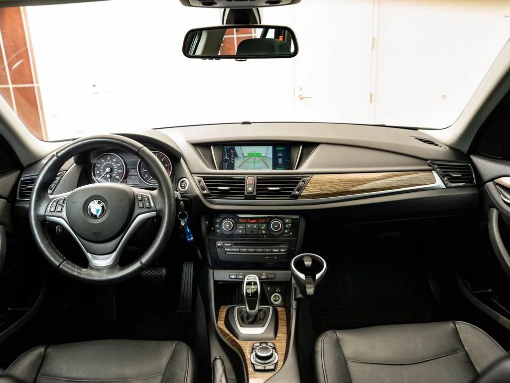 Used 2015 Glacier Silver Metallic BMW xDrive28i image 4