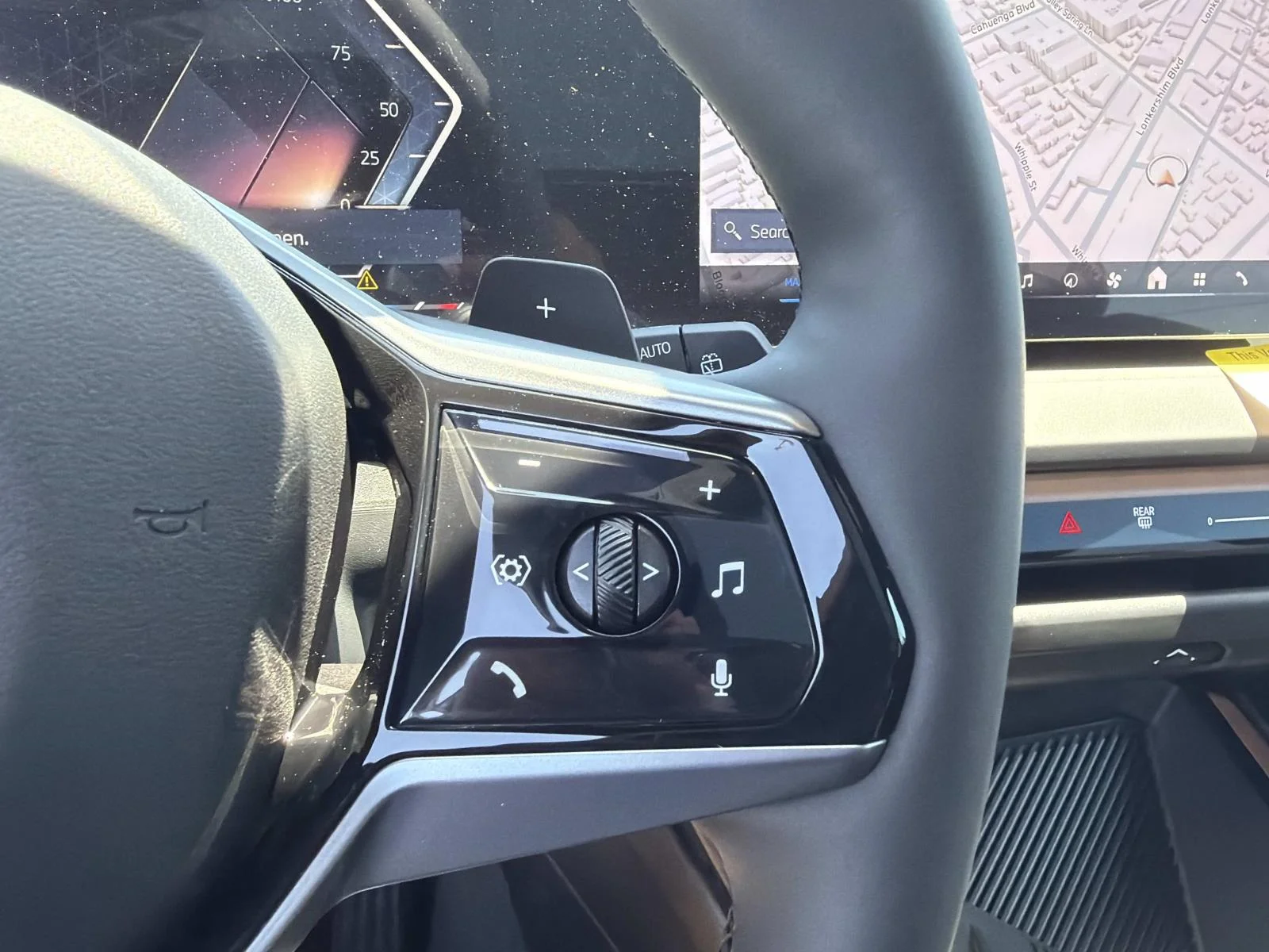 New 2026 Skyscraper Grey Metallic BMW 30 xDrive image 18