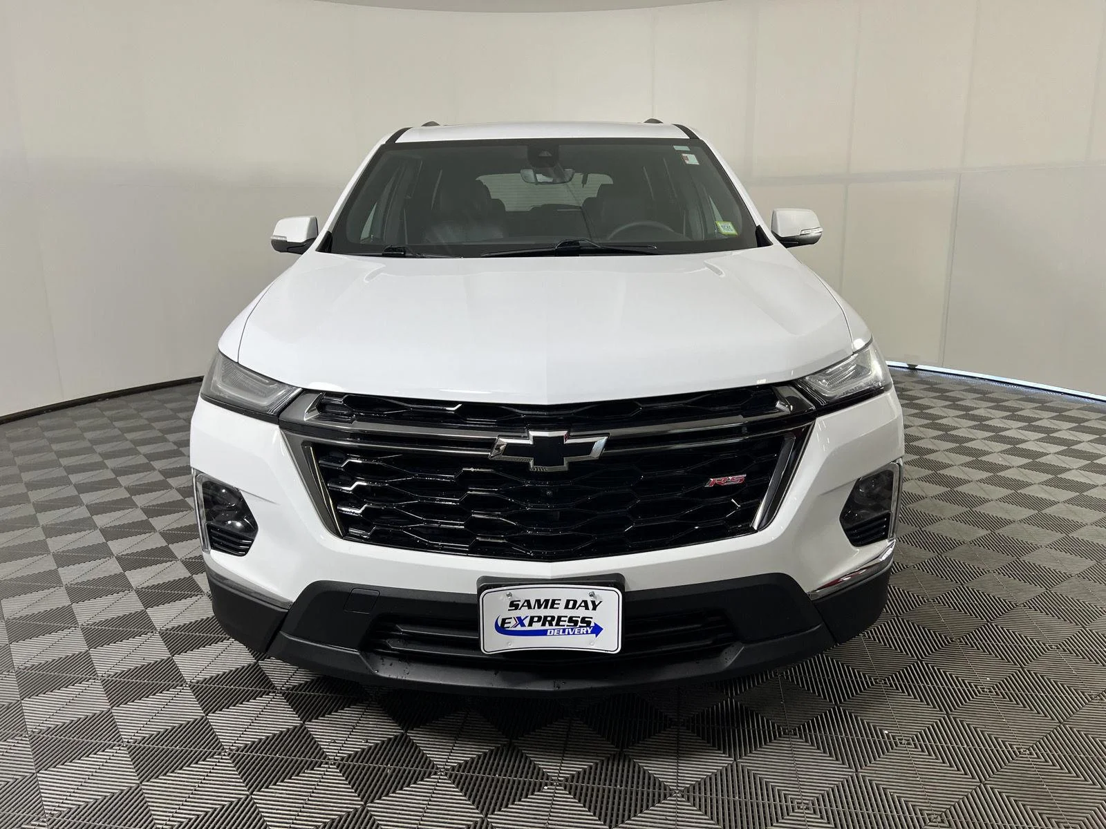 Used 2023 Summit White Chevrolet RS image 32